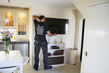tv wall mounting Thornbury